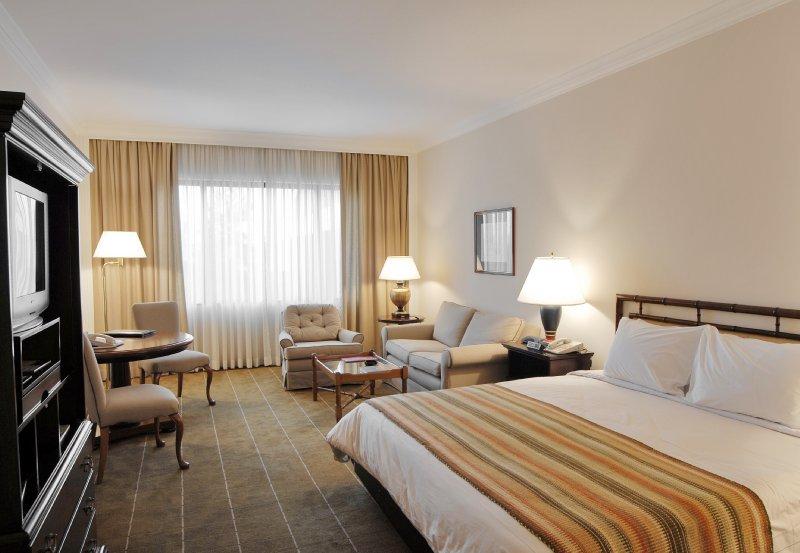 Hotel Transamerica ساو باولو الغرفة الصورة A room at the hotel