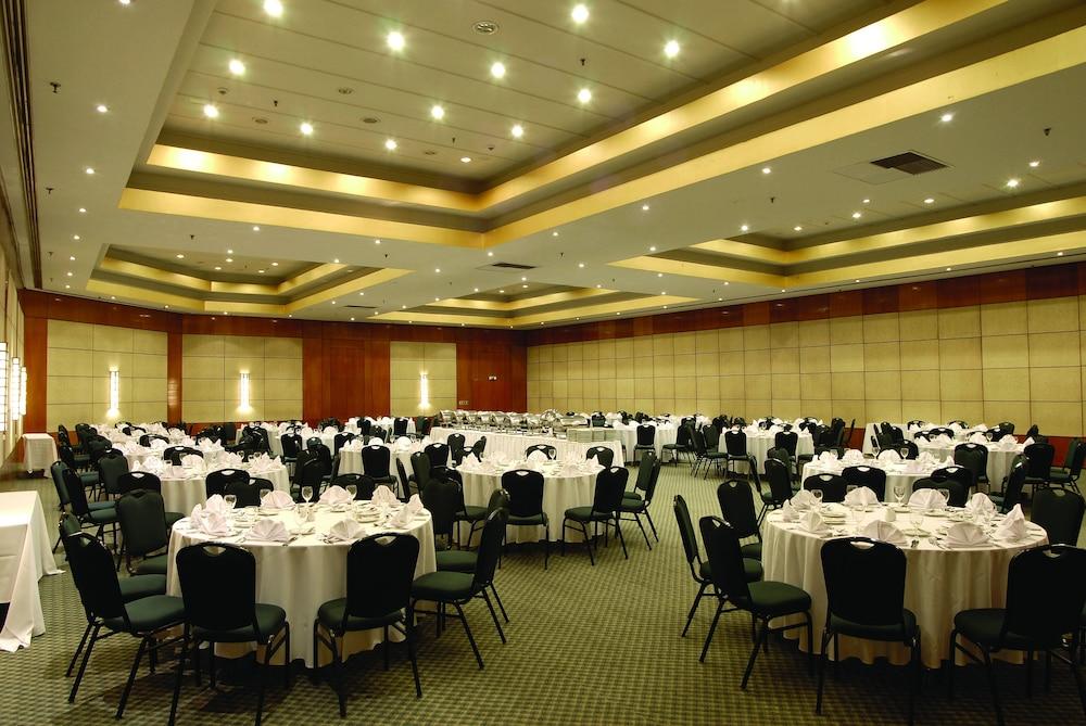 Hotel Transamerica ساو باولو المظهر الخارجي الصورة The ballroom of the hotel